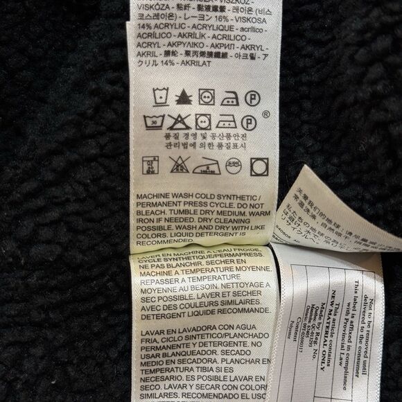 Levi’s Premium Denim Jacket Sherpa Lined Women’s XS Triple Black - Picture 9 of 16